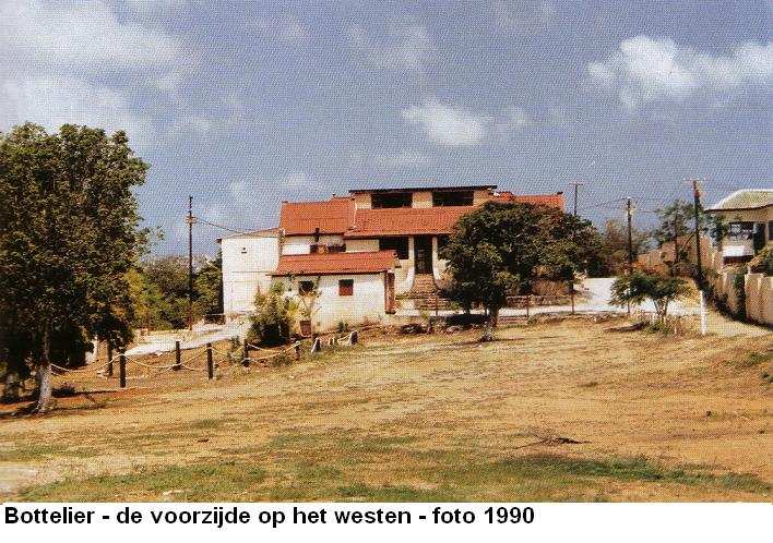 04. Bottelier voorzijde op het westen 1990